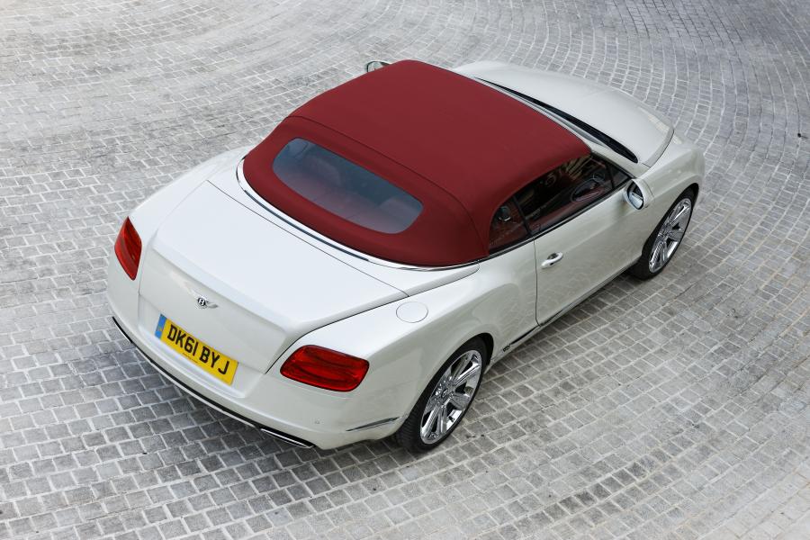  Bentley Continental GTC 2011 года  (фото 6 из 167)